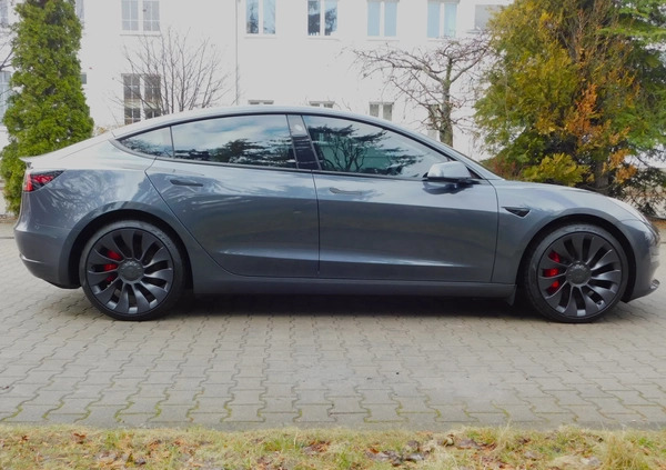Tesla Model 3 cena 169900 przebieg: 18000, rok produkcji 2022 z Zduny małe 137